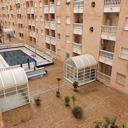 Apartment Close To All Amenities ตอร์เรเวียคา ภายนอก รูปภาพ