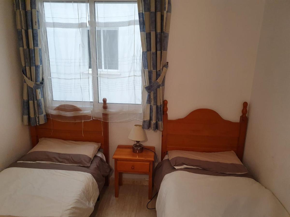 Apartment Close To All Amenities ตอร์เรเวียคา ภายนอก รูปภาพ