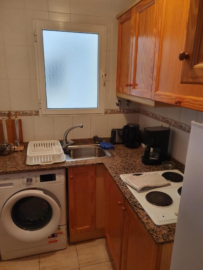 Apartment Close To All Amenities ตอร์เรเวียคา ภายนอก รูปภาพ