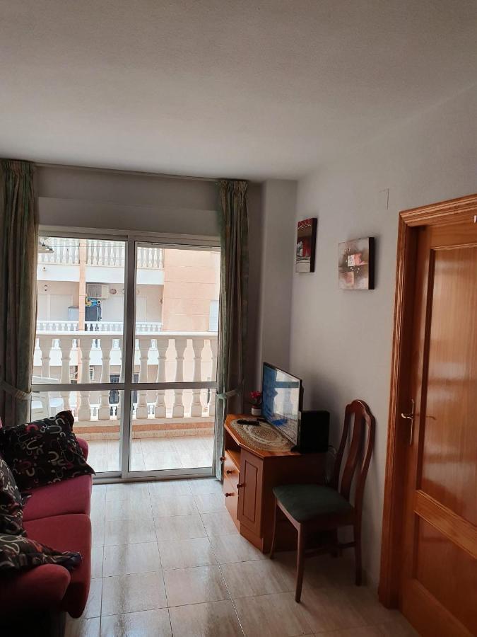 Apartment Close To All Amenities ตอร์เรเวียคา ภายนอก รูปภาพ